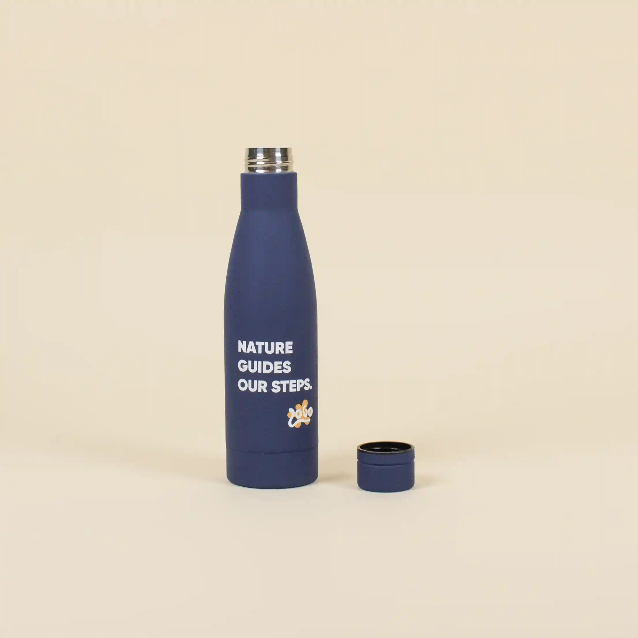 Botella de acero inoxidable 750ml BALANCE Botella de acero inoxidable 750ml color azul abierta tapon