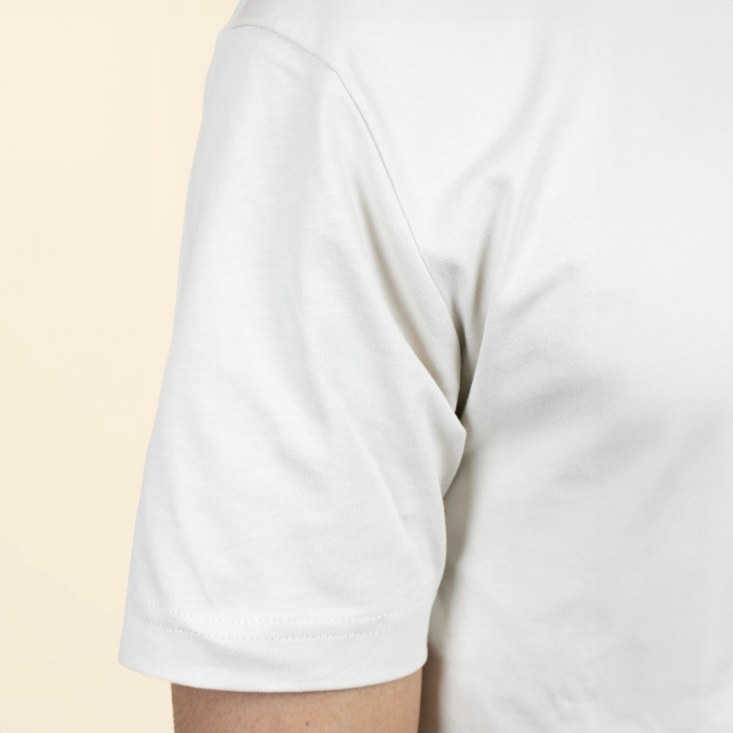 Camiseta Beige Detalle