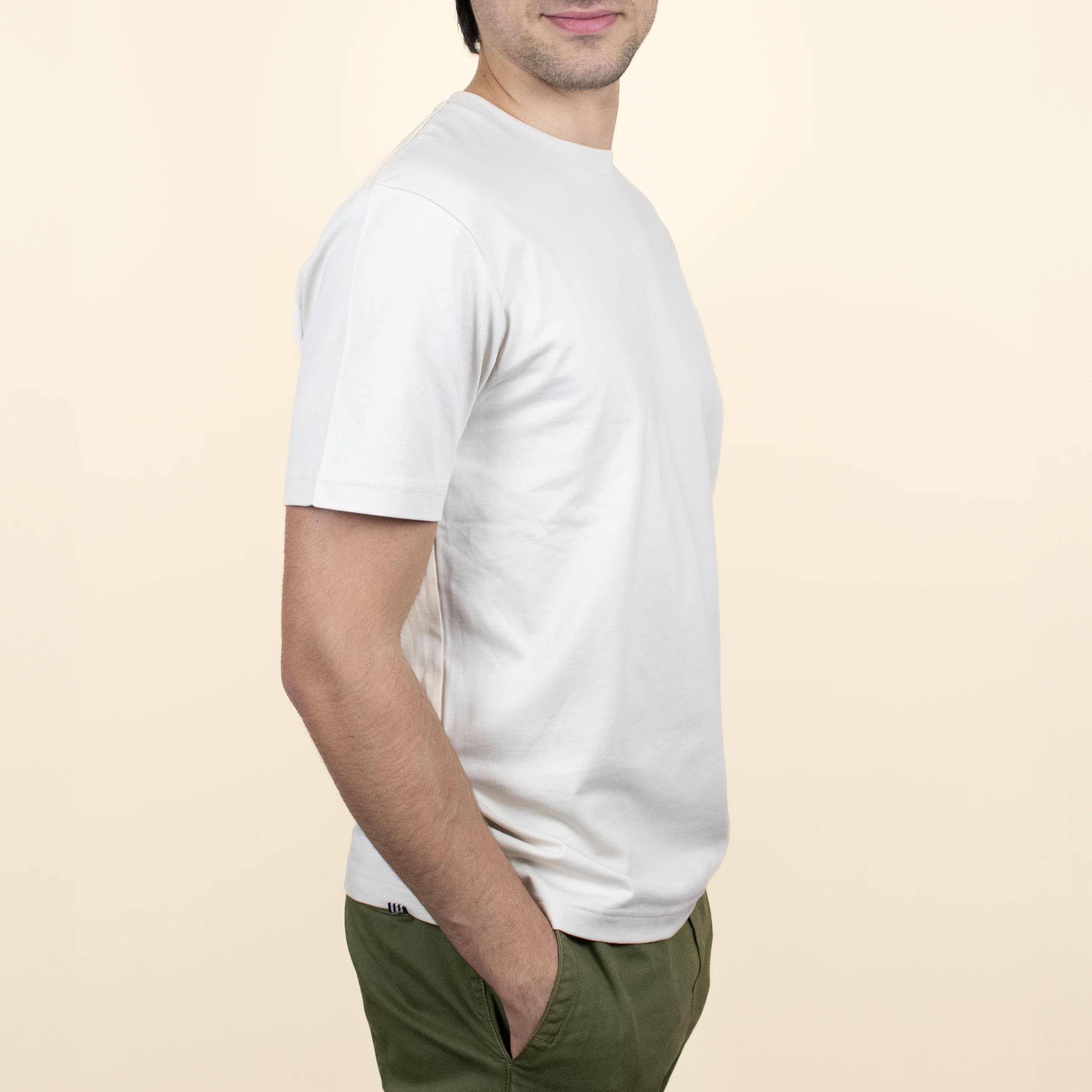 Camiseta Beige Lateral Chico