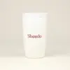 taza termo personalizada con logo frontal fondo beige