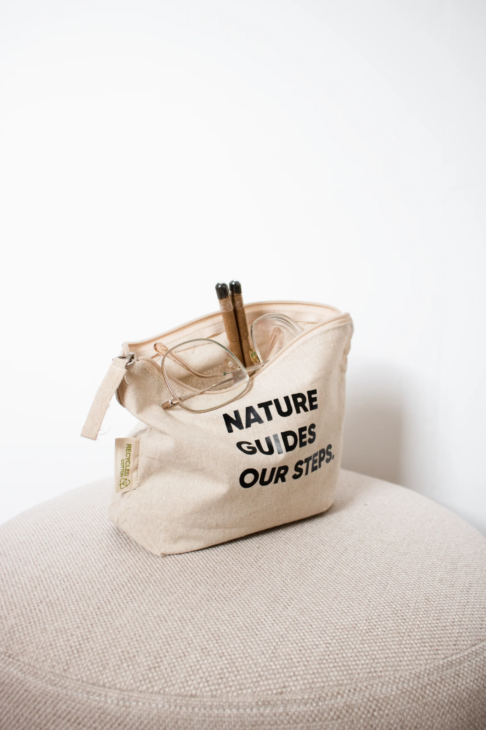 Trousse de toilette personnalisée en coton avec texte noir