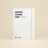 Cuaderno reciclado blanco personalizado fondo beige