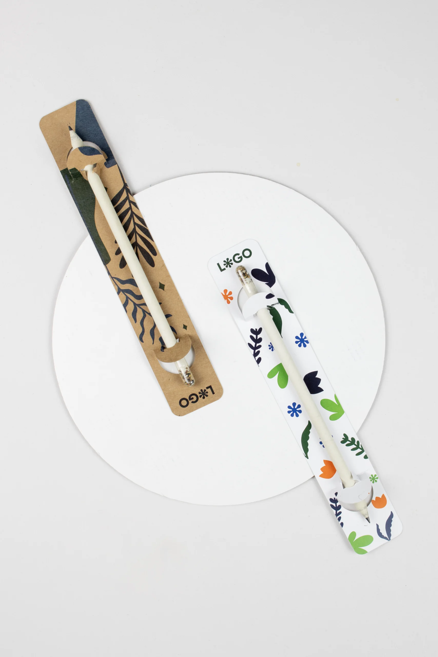 Plantable seed pencils GRAFT 2 seed pencils in a white and kraft blister packs