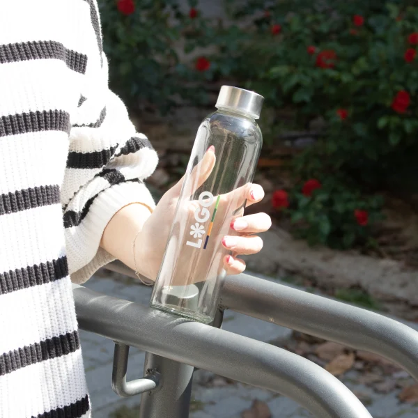 Botella de cristal personalizada modelo chica calle