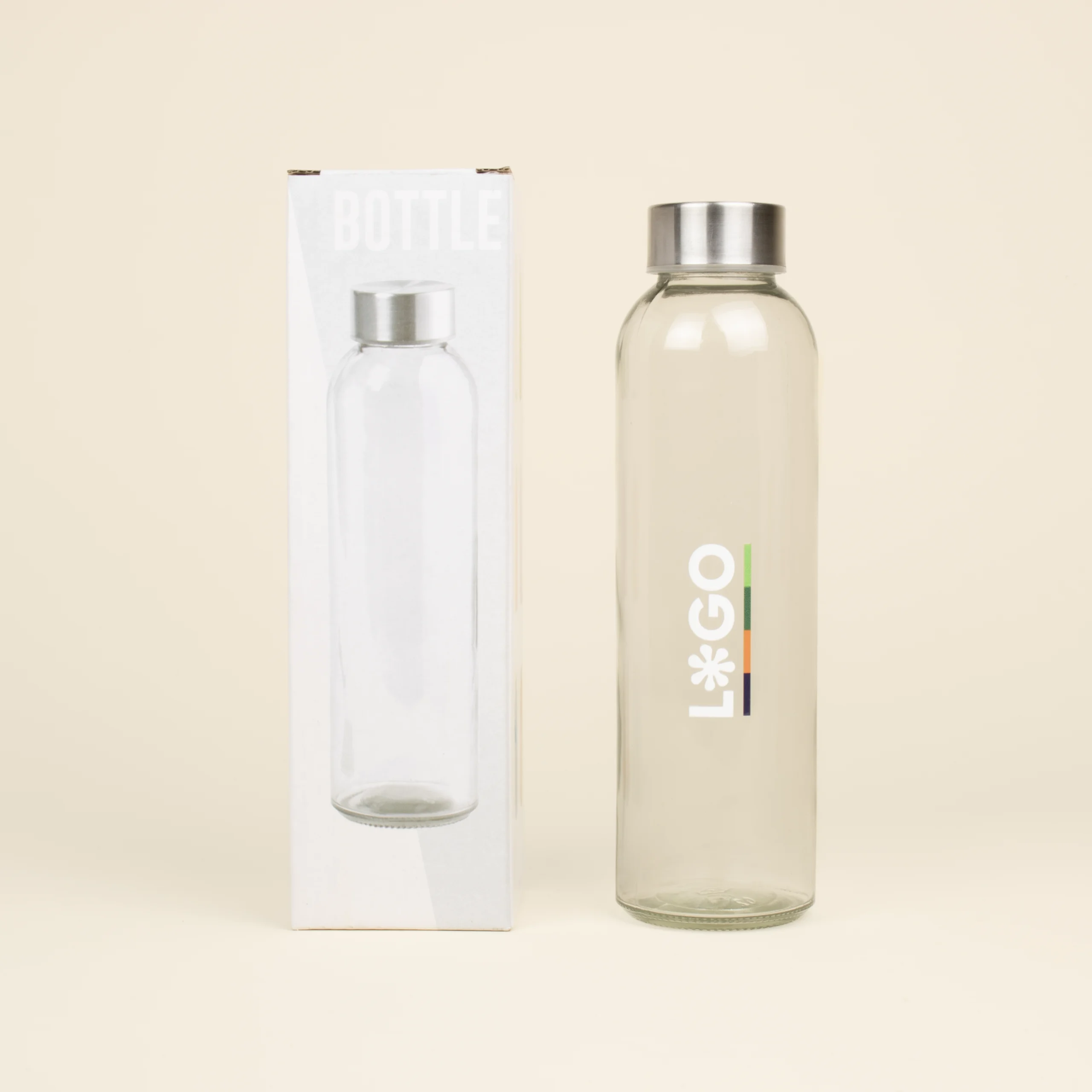 Botella de cristal personalizada con caja fondo beige
