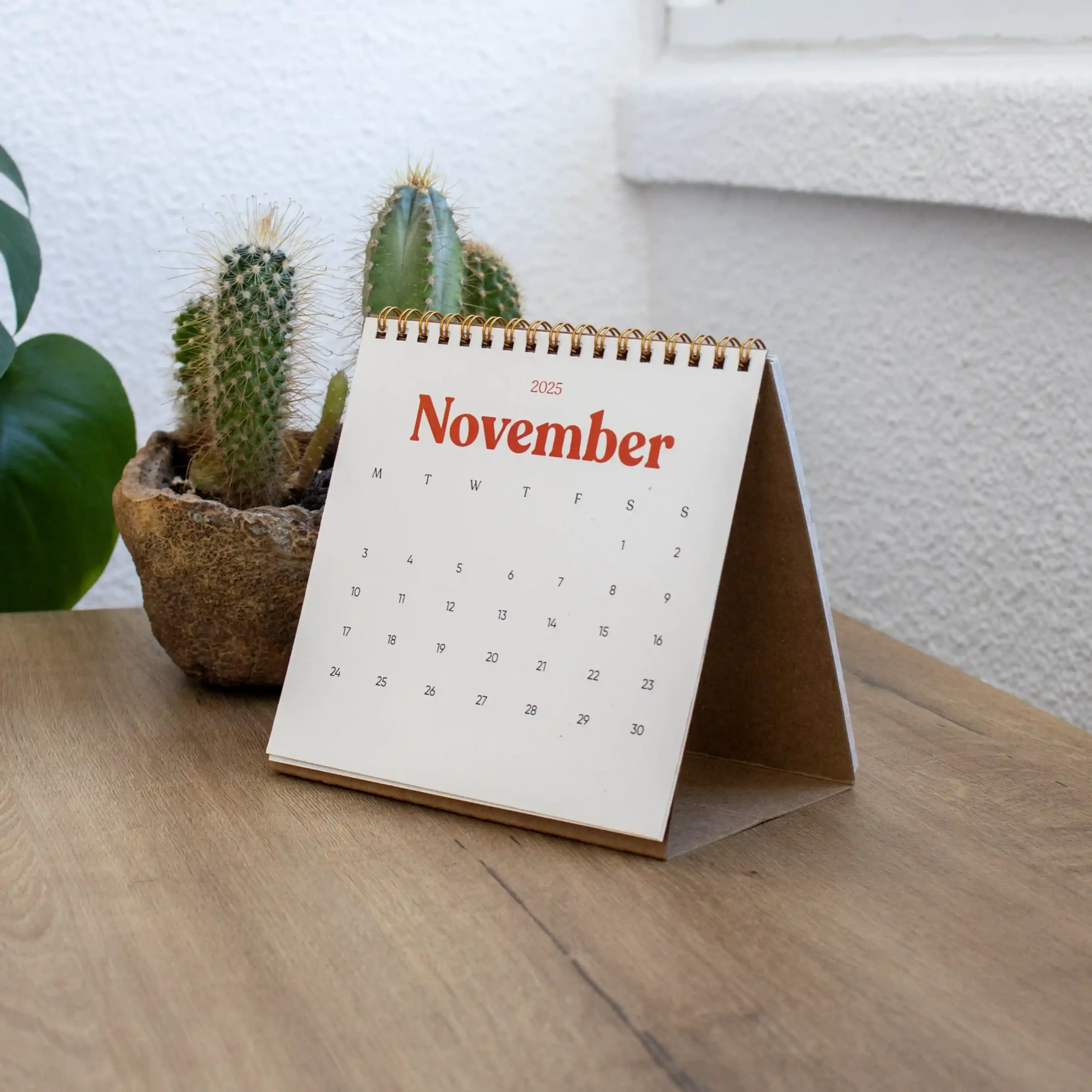 calendrier publicitaire personnalisé modèle triangulaire