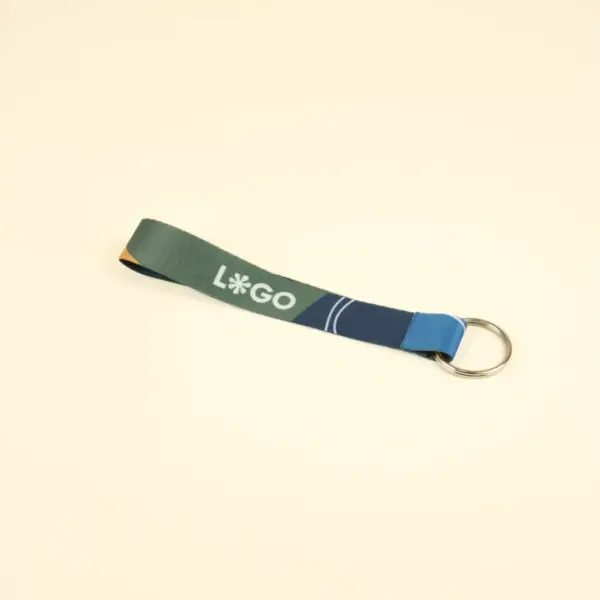 llavero ecológico personalizado con logo de rpet