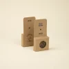 Dos bombas de semillas dentro de un packaging de cartón kraft personalizado