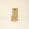 Bomba de semillas dentro de un packaging de cartón kraft personalizado