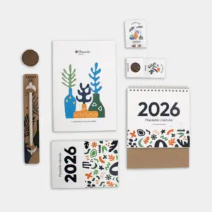 Selección de regalos de empresa con semillas: lapicero plantable, calendario, cuaderno, bomba de semillas, cápsula de semillas