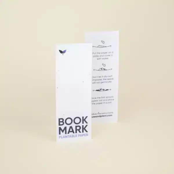 Cara delantera y trasera de un marcapáginas de papel plantable personalizado