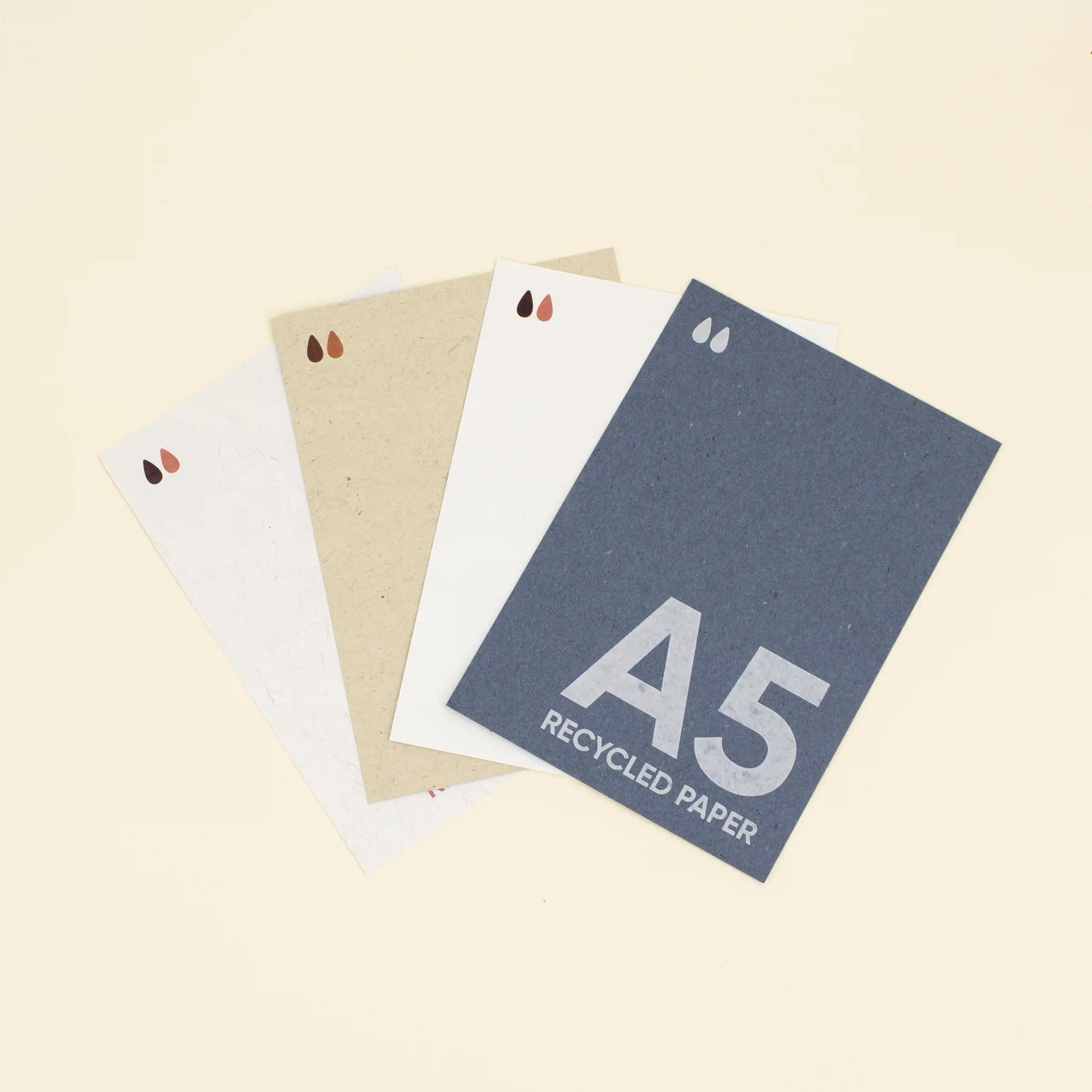 Tarjeta papel ecológico A5 Cuatro tarjetas A5 impresas en papeles ecológicos