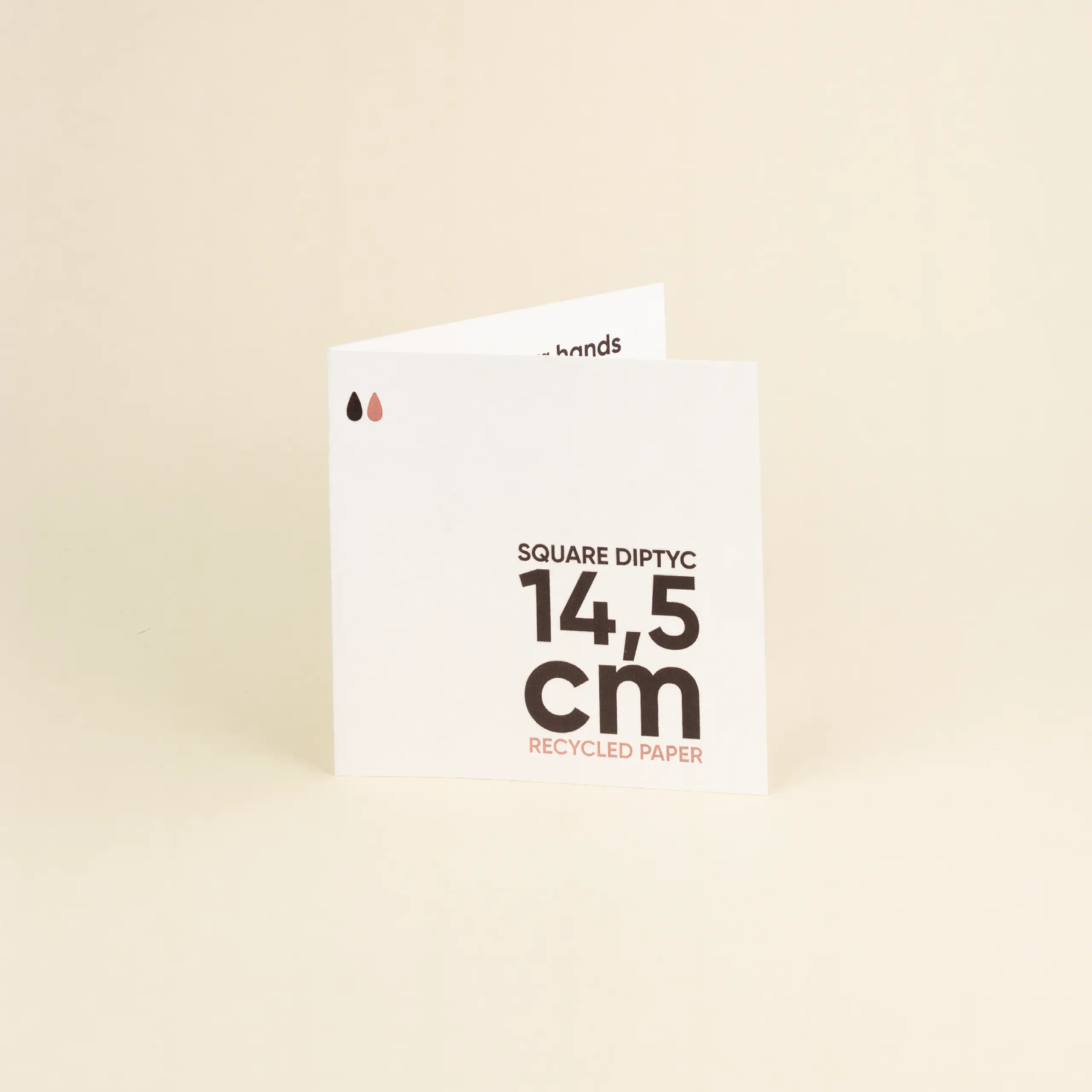 Díptico de papel ecológico cuadrado Cotton Un díptico cuadrado impreso en papel ecológico de algodón
