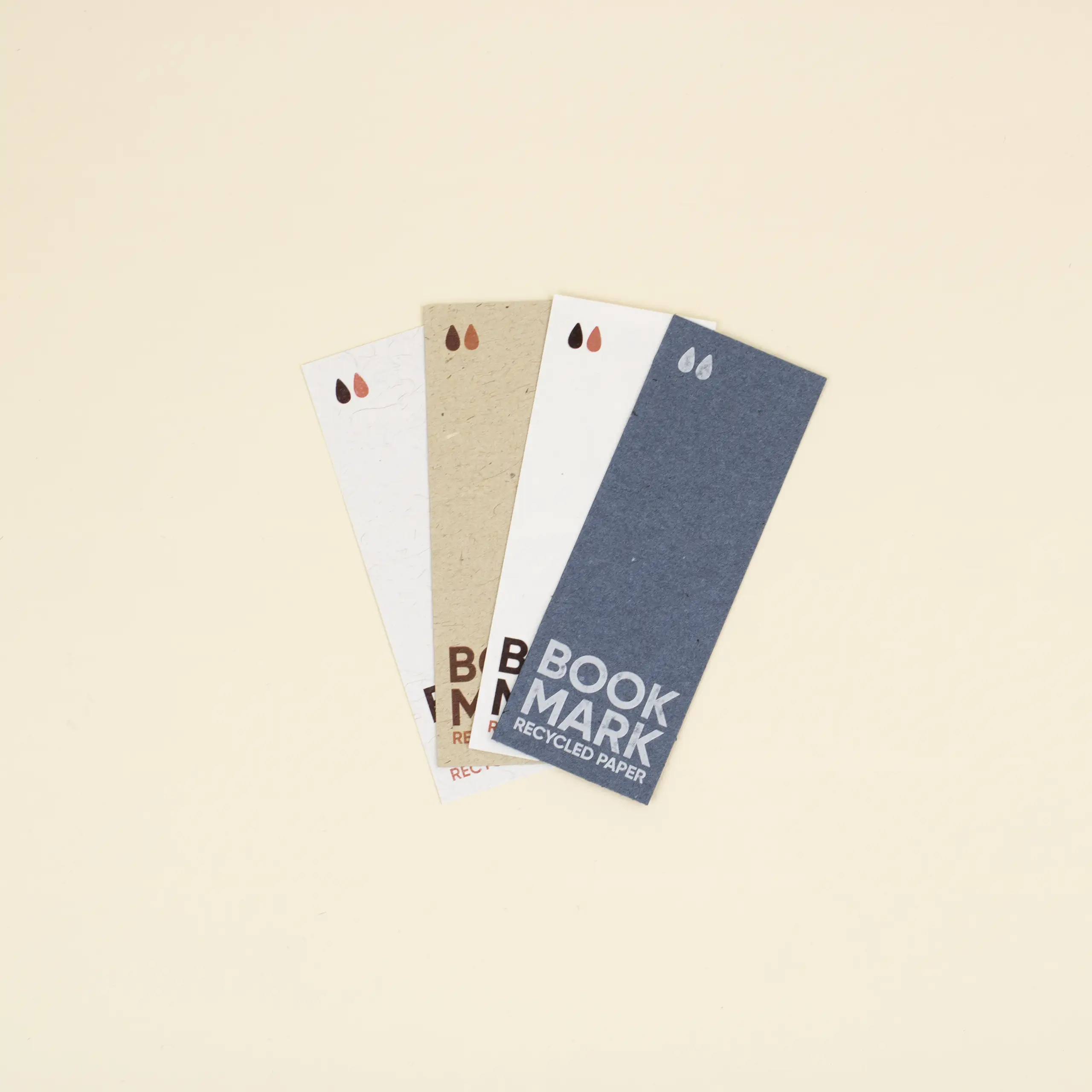 Marcapáginas de papel ecológico Cuatro marcapáginas de papel ecológico