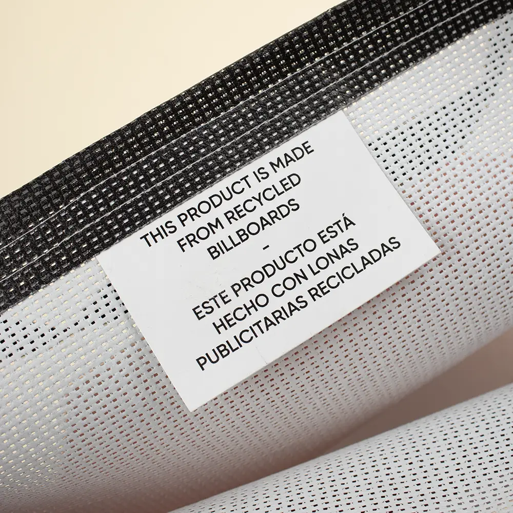 Tote bag reciclada NOLA Etiqueta impresa informativa dentro de una bolsa de lona