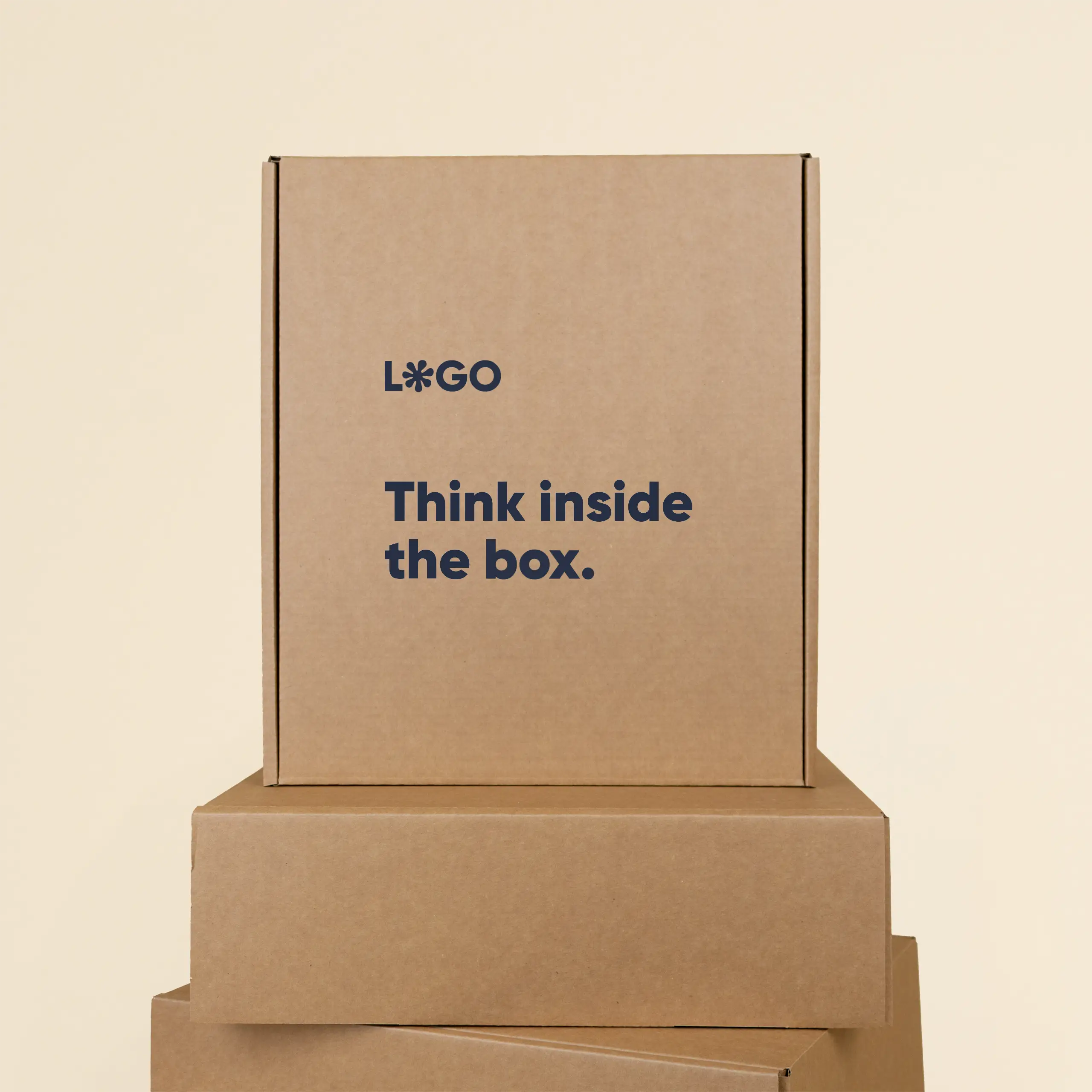 Conjunto de cajas M personalizadas a un color formando una torre