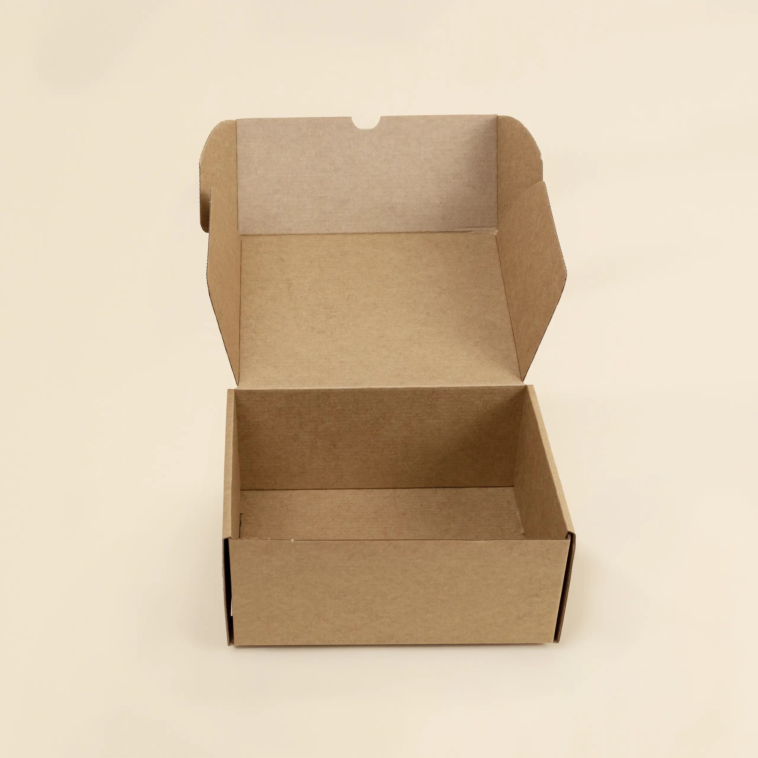 Caja S personalizada vacía abierta