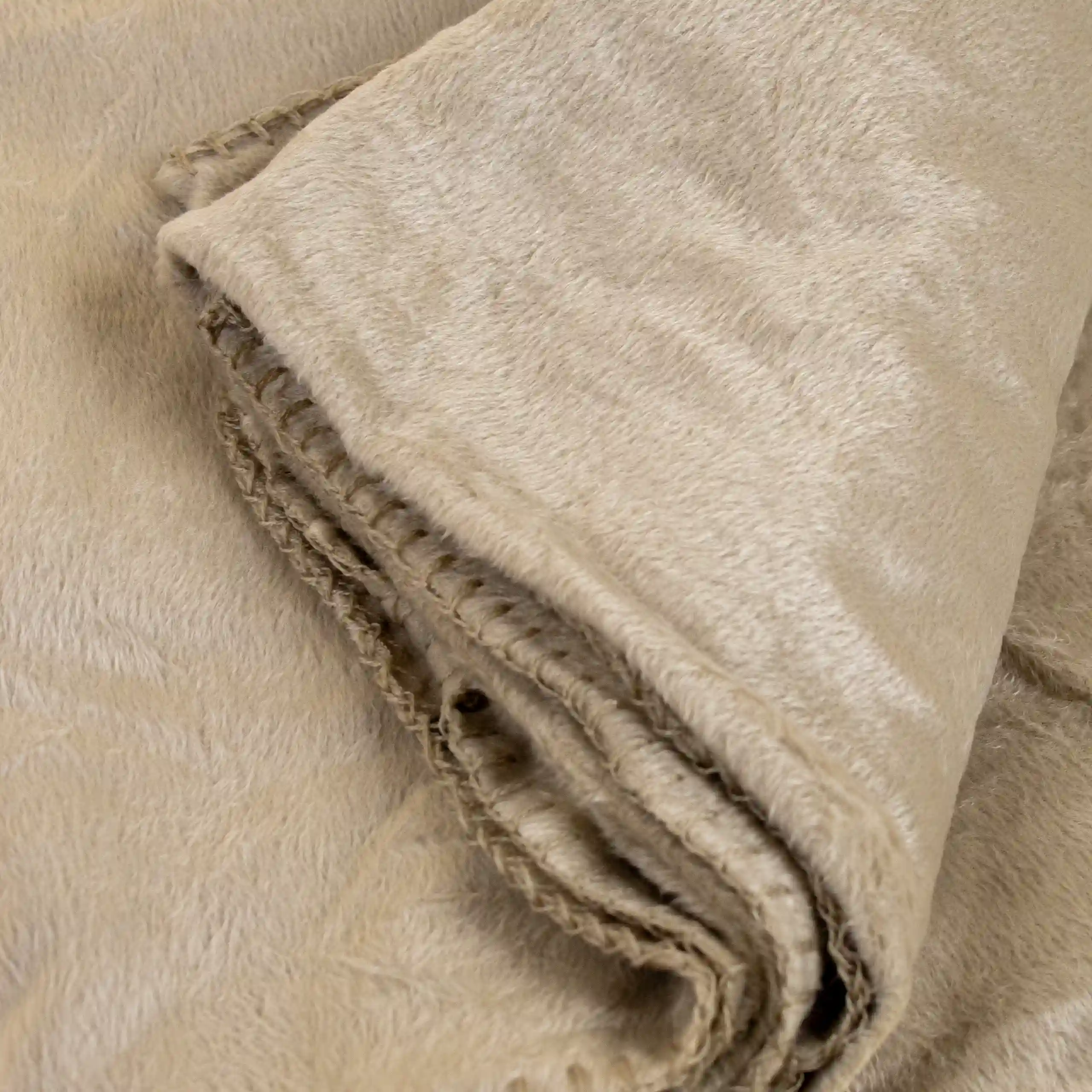 Manta ecológica personalizada SERENA Manta ecológica personalizada doblada