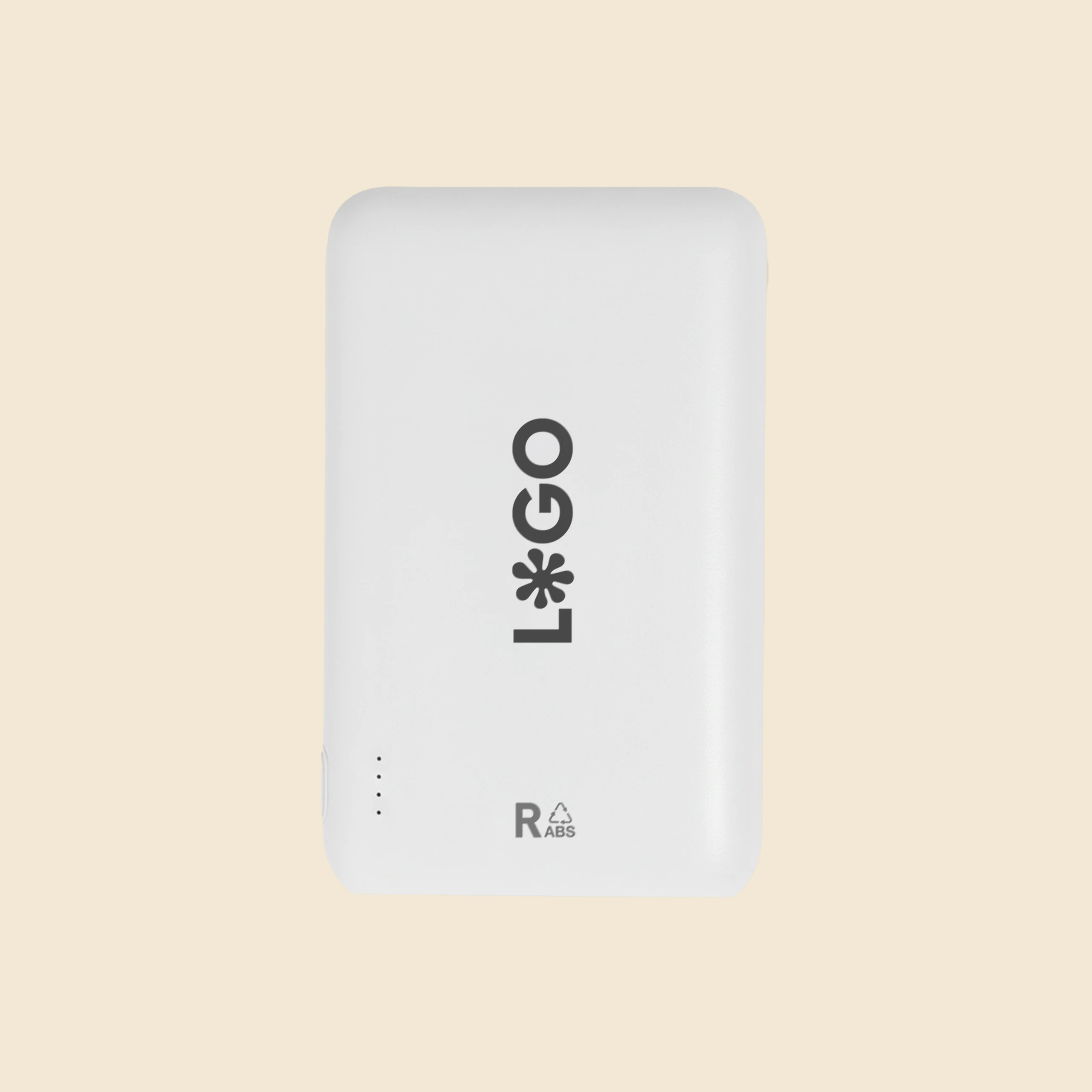 Batería externa de color blanco personalizada con la palabra "LOGO" en negro