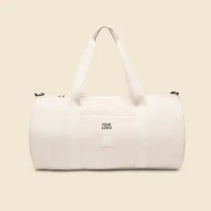 Bolsa de viaje blanca de la marca Lefrik personalizada con el texto "YOUR LOGO"