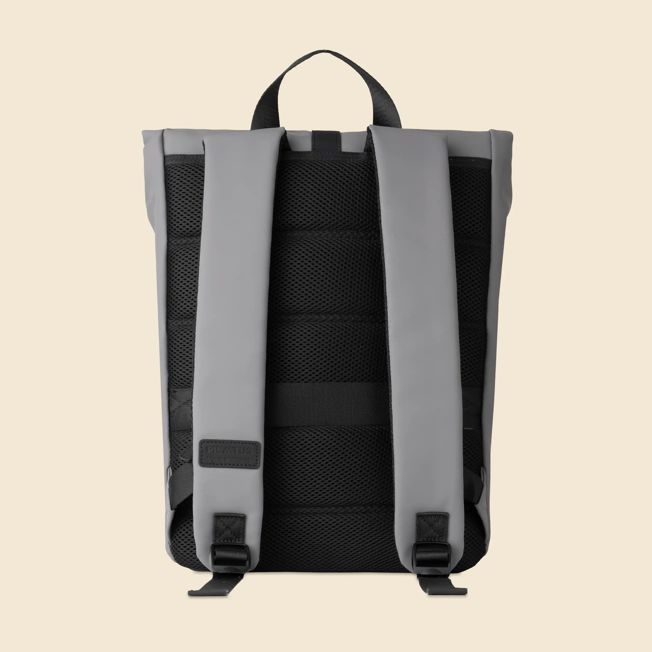 Mochila enrollable de la marca Pilatus , de color gris y con personalización a 1 tinta. Parte trasera.