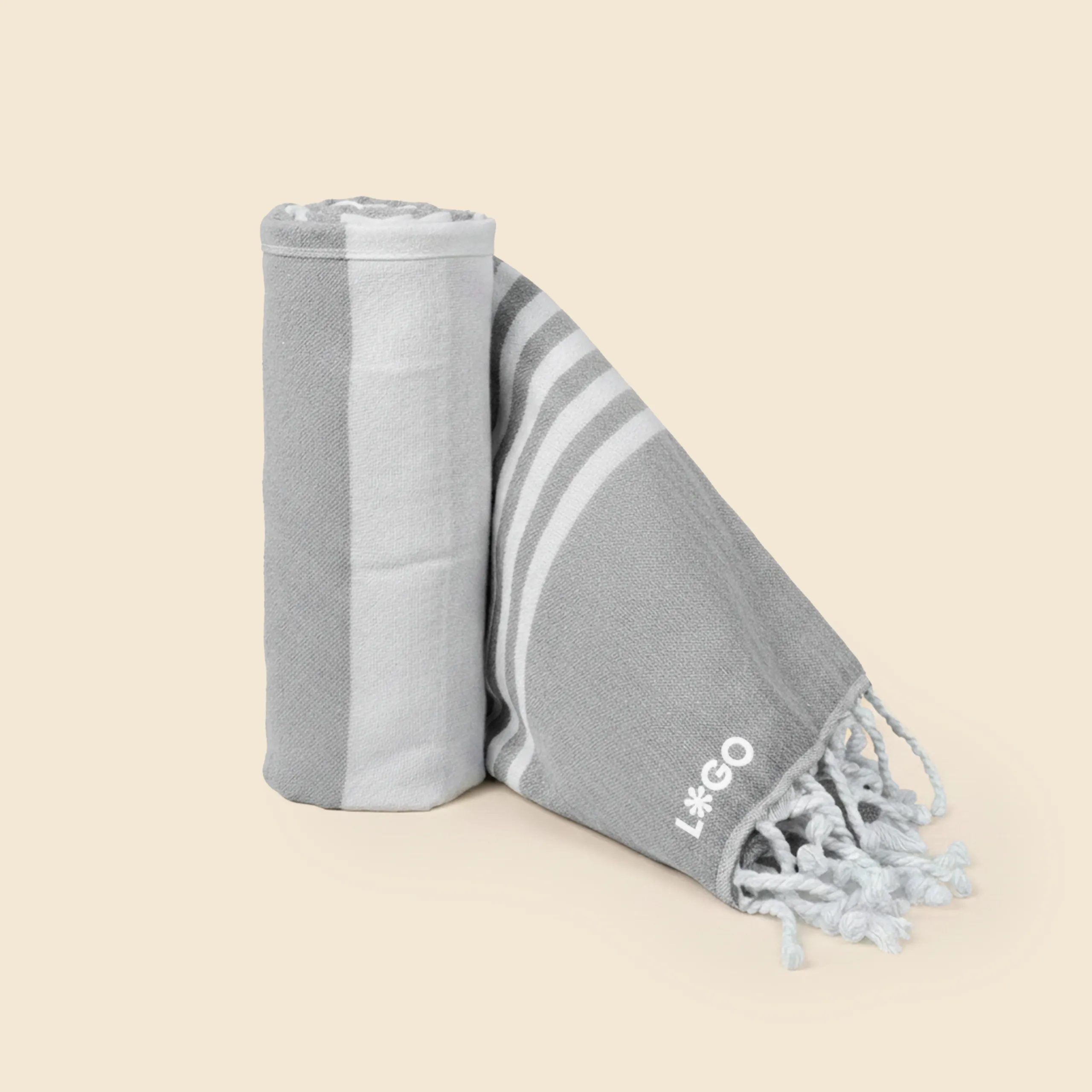 Fouta pèrsonalisée - 100% Coton ELIO Pareo personalizado, 100% algodón , a rayas de color gris y flecos.