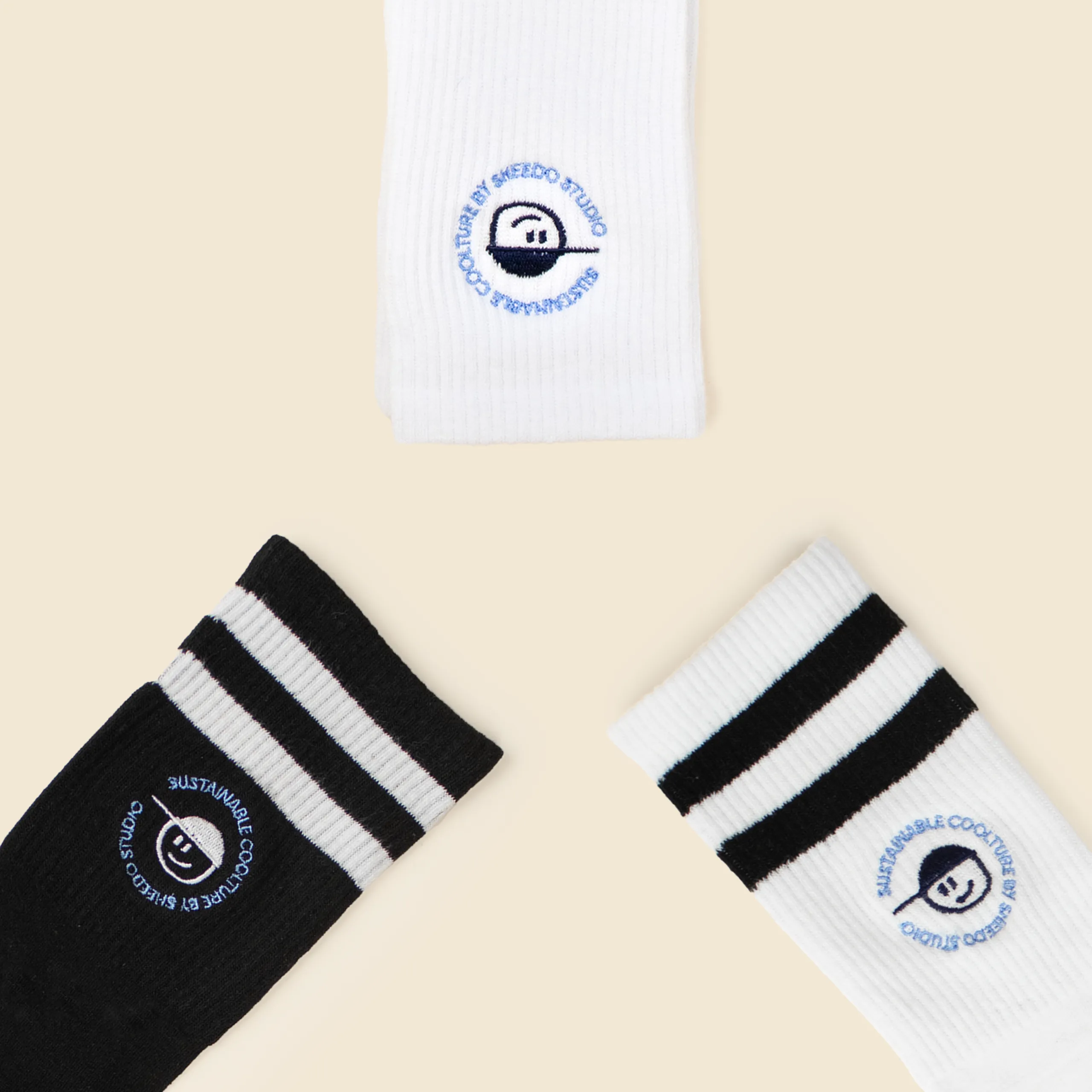 Calcetines bordados de algodón . Personalizables a todo color. Con faja personalizable a todo color.