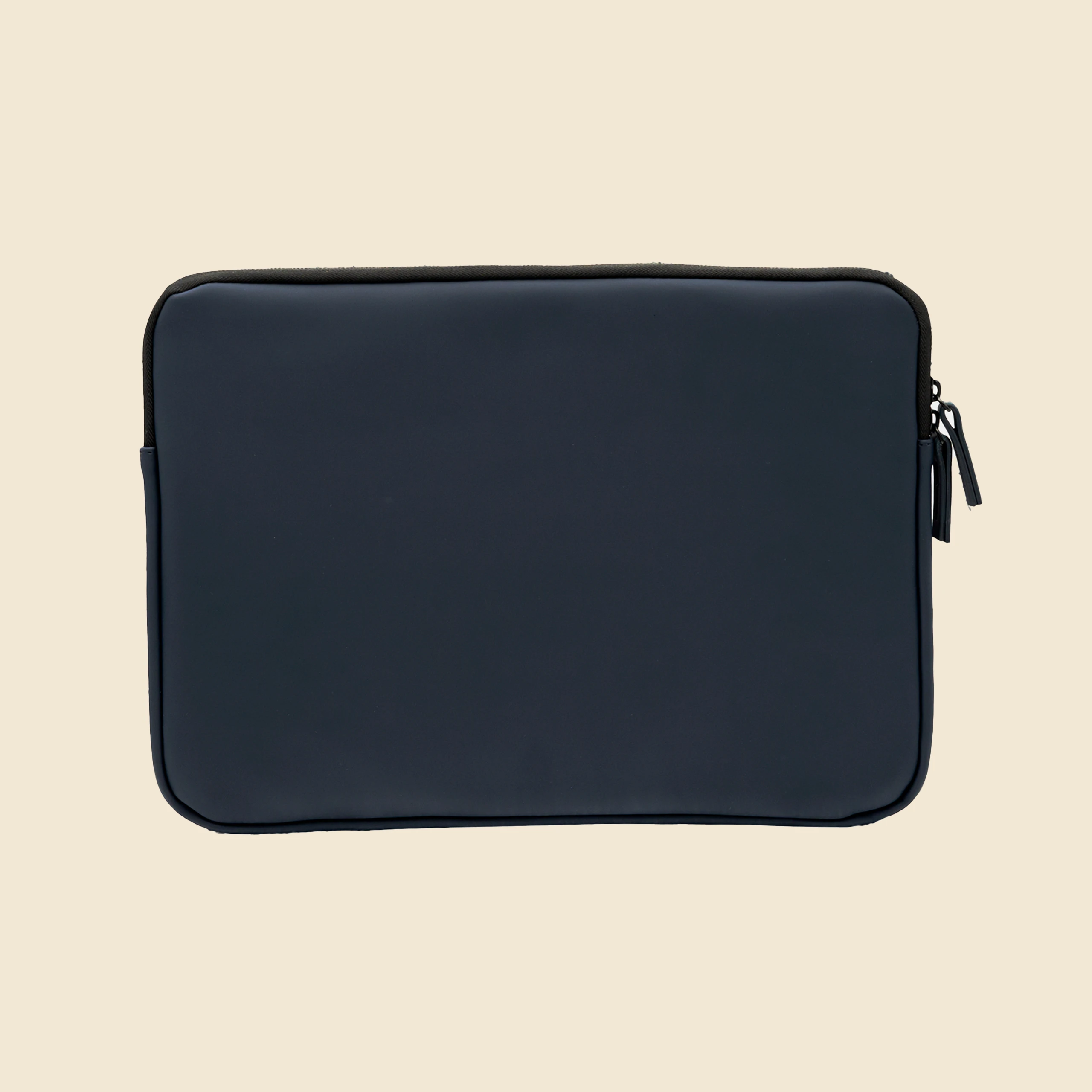 Funda de portátil - Pilatus Sleeve 16 Funda de portátil - Pilatus Sleeve de 16'' pulgadas. De color azul y con personalización a una tinta.