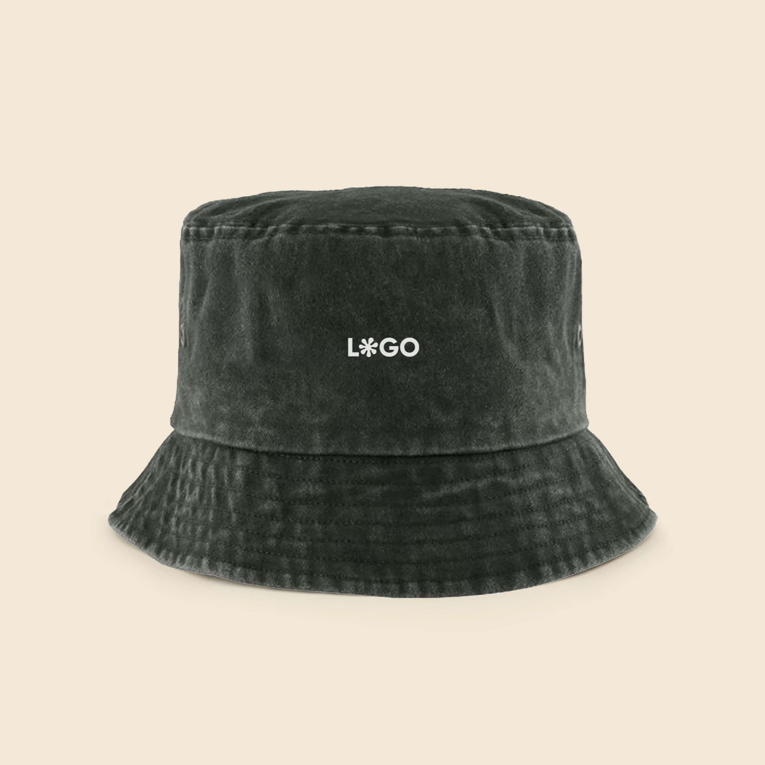 Gorro bucket con logo TULUM Gorro bucket con logo , efecto desteñido. De corte Bob. Con personalización a todo color. De color verde.