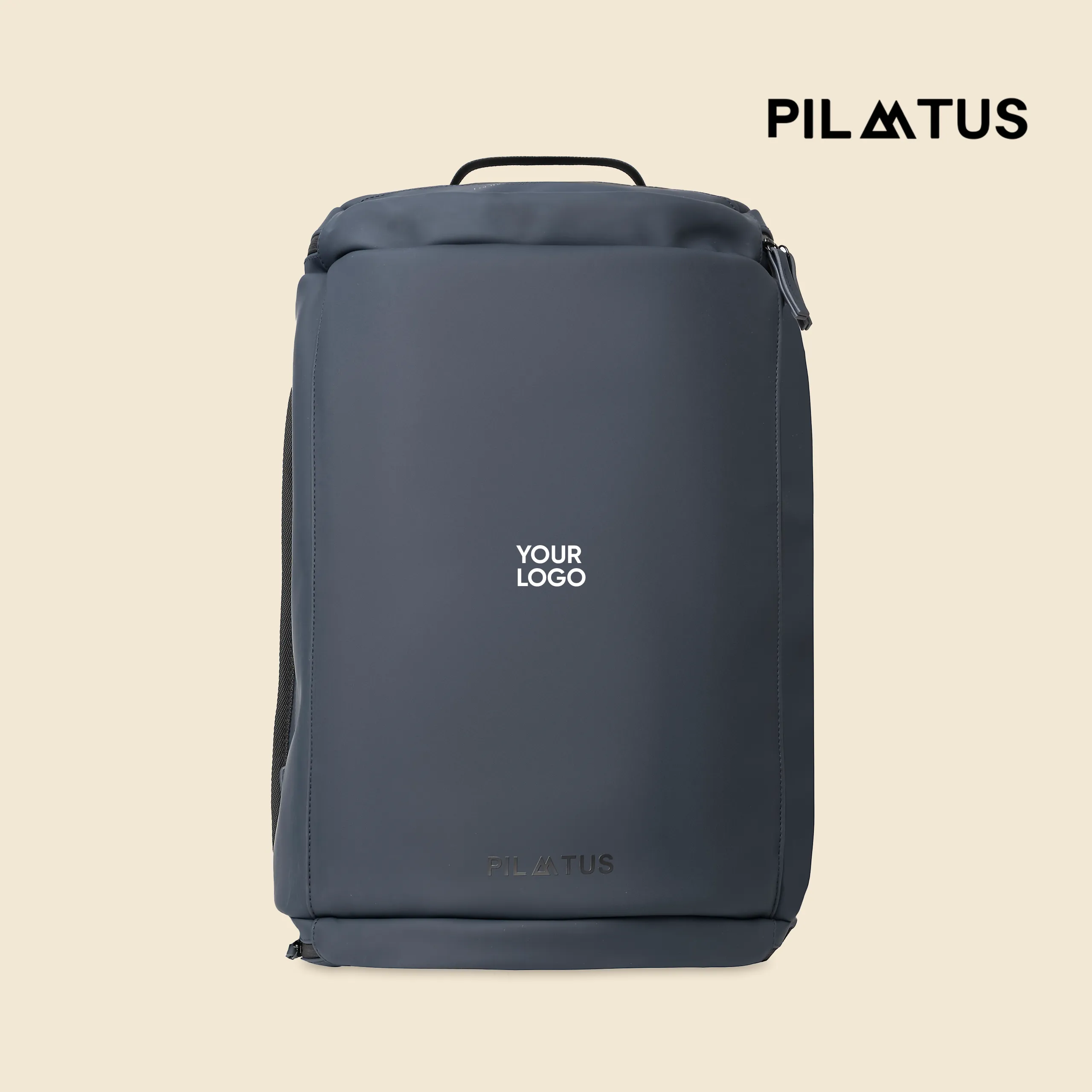 Mochila de diario de la marca Pilatus , de color azul marino y con personalización a 1 tinta.