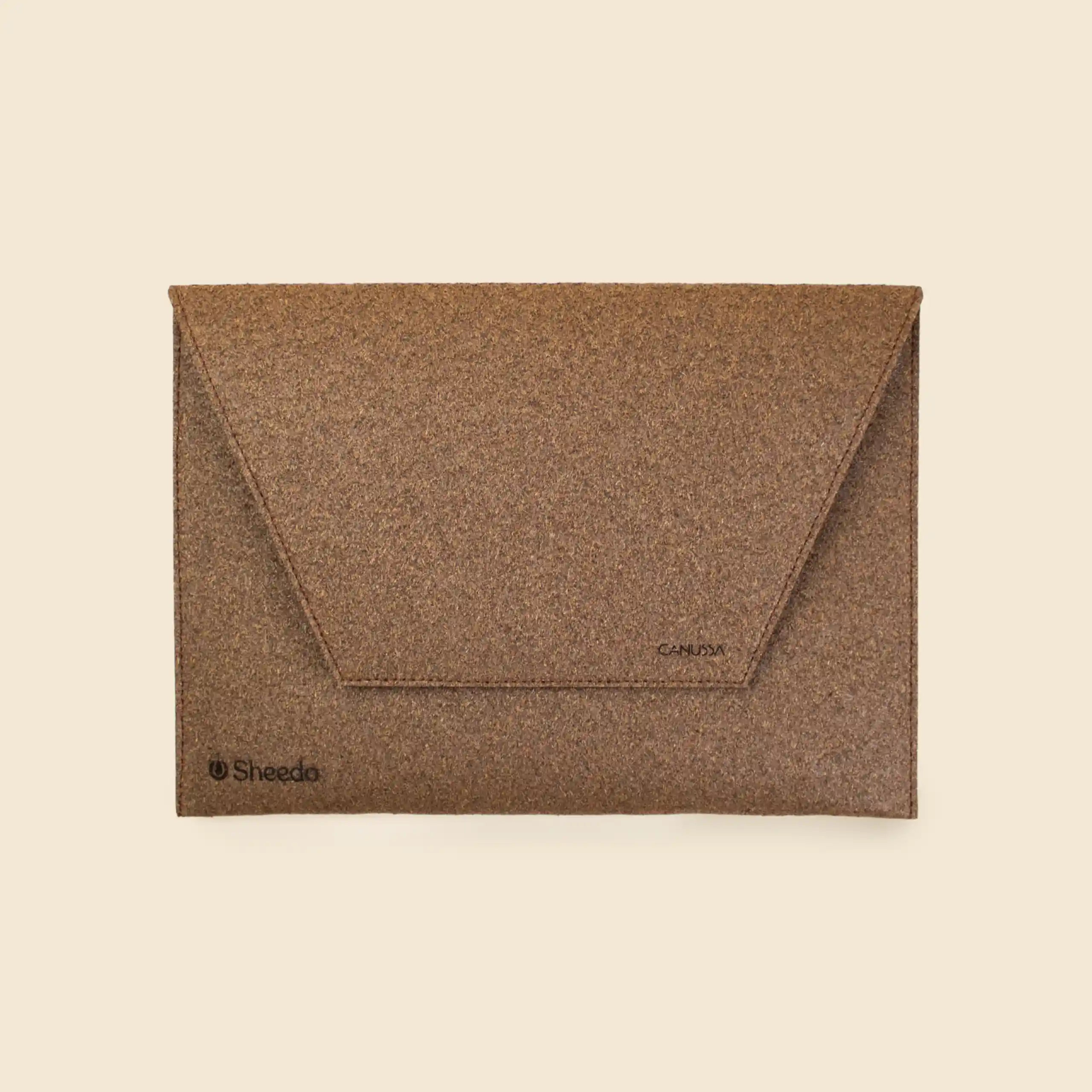 Funda portátil residuo palmera CANUSSA PALM Funda de portátil de residuos de palmera grabada a láser y cierre de imán.