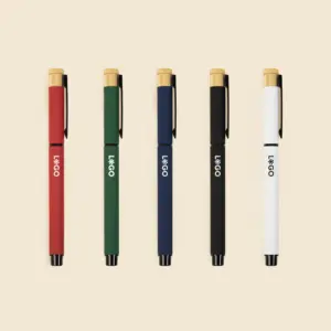 Roller de aluminio reciclado azul, rojo, verde, negro y blanco personalizado con la palabra LOGO en blanco
