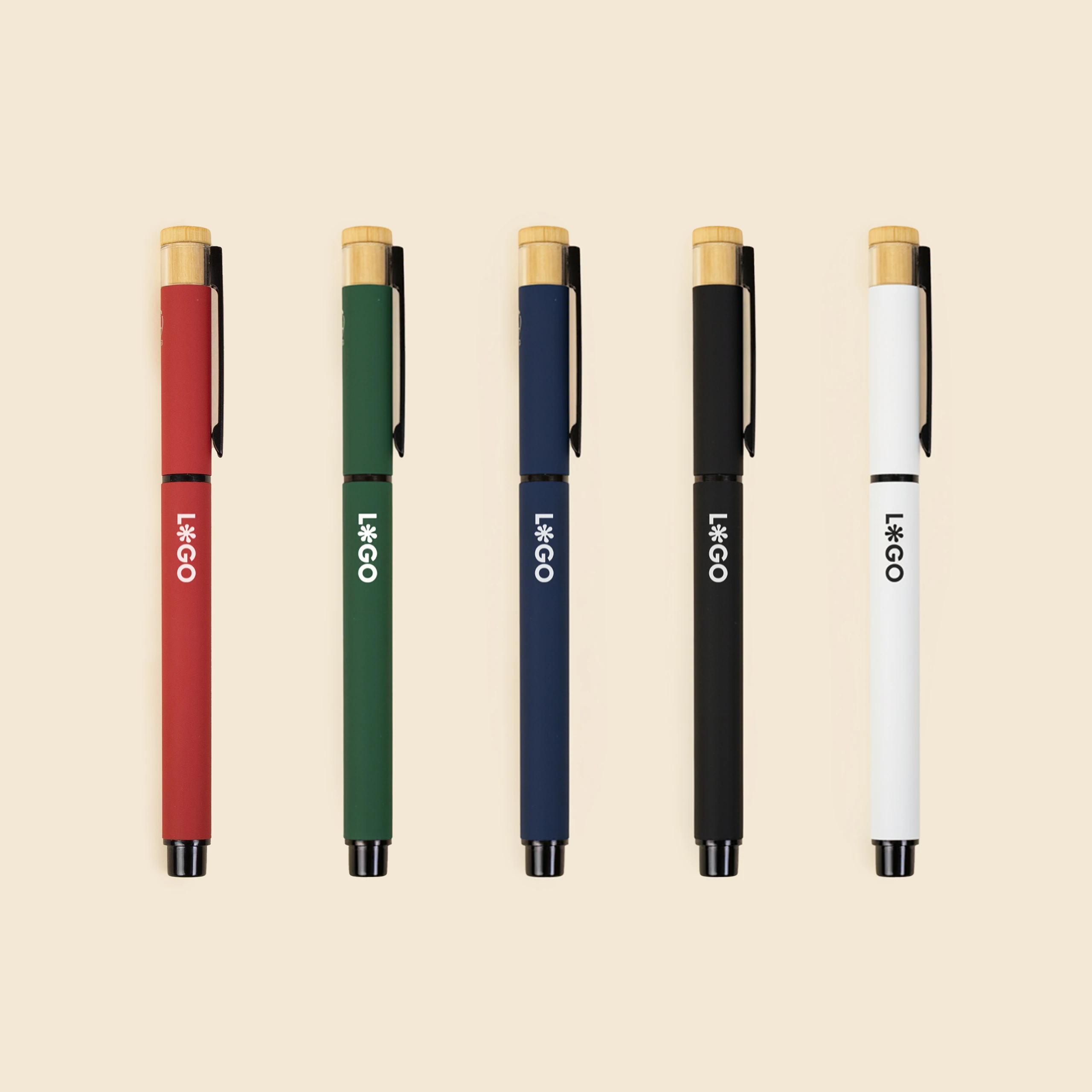 Roller de aluminio reciclado azul, rojo, verde, negro y blanco personalizado con la palabra LOGO en blanco