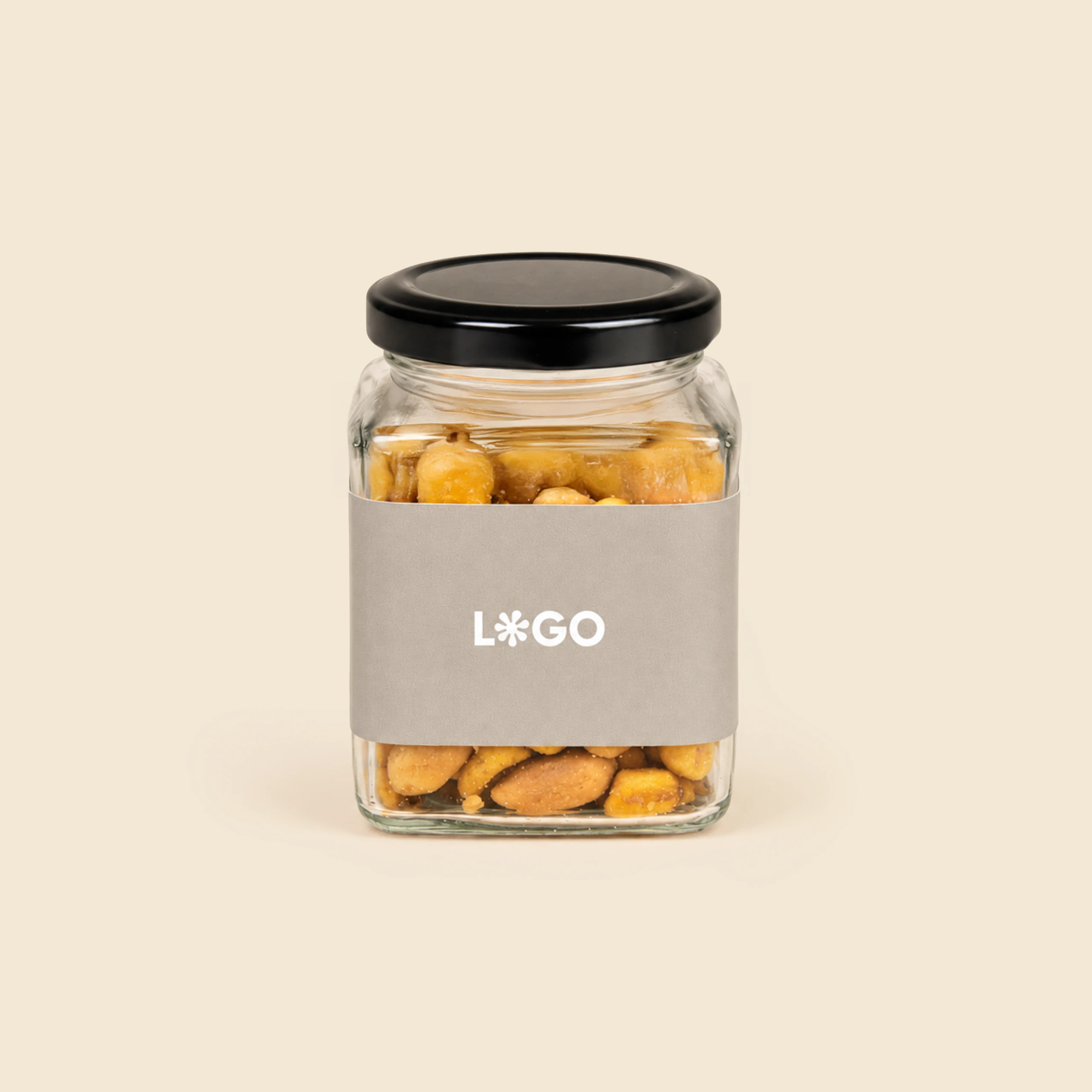 Tarro de cristal con mix de frutos secos. Personalizado con pegatina a todo color.