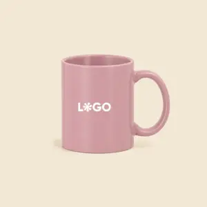 Taza de cerámica personalizada color rosa con logo impreso en blanco
